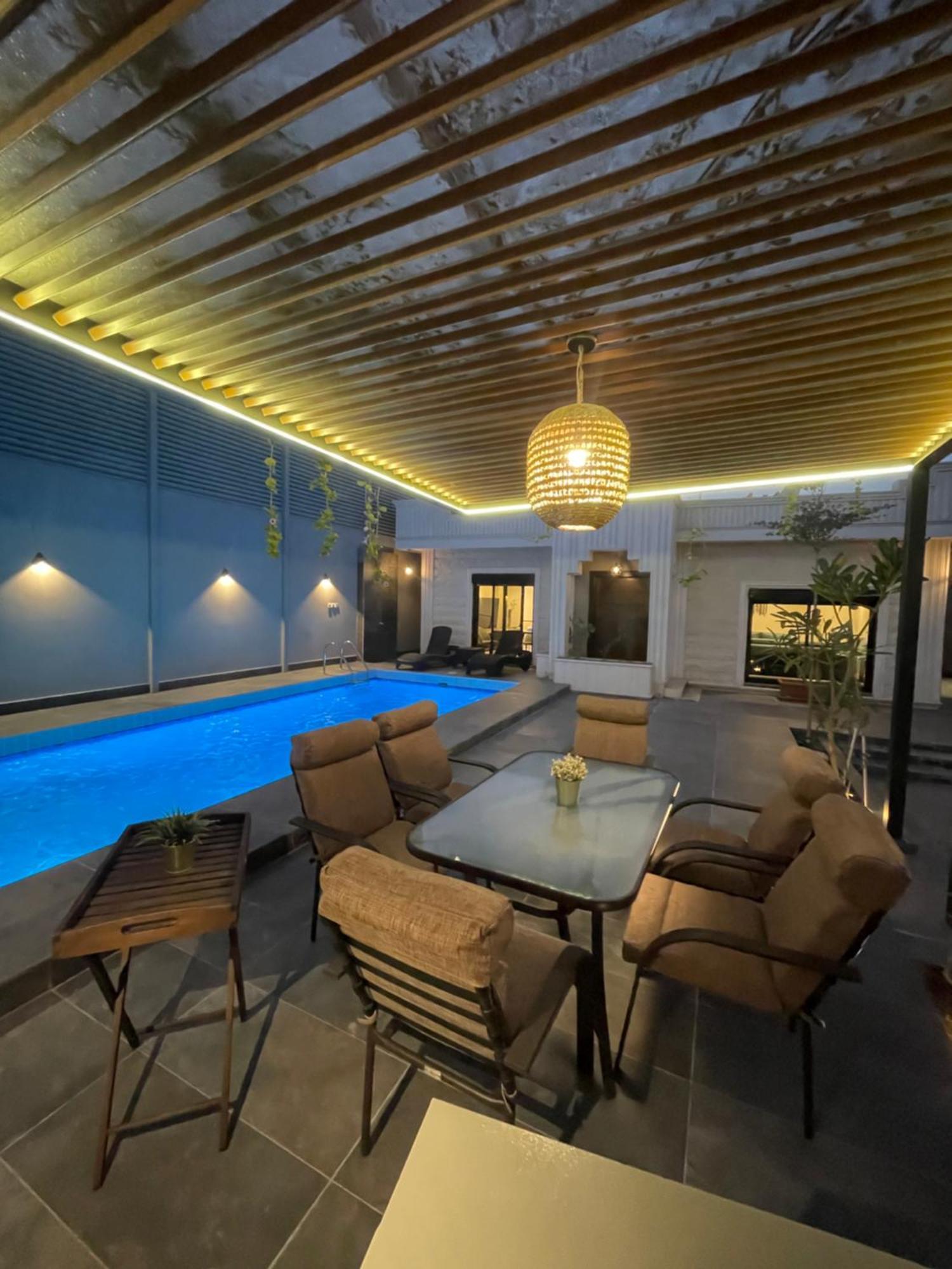 فيلا موقع مميز وإطلالة على المسبح Riyadh Exterior photo